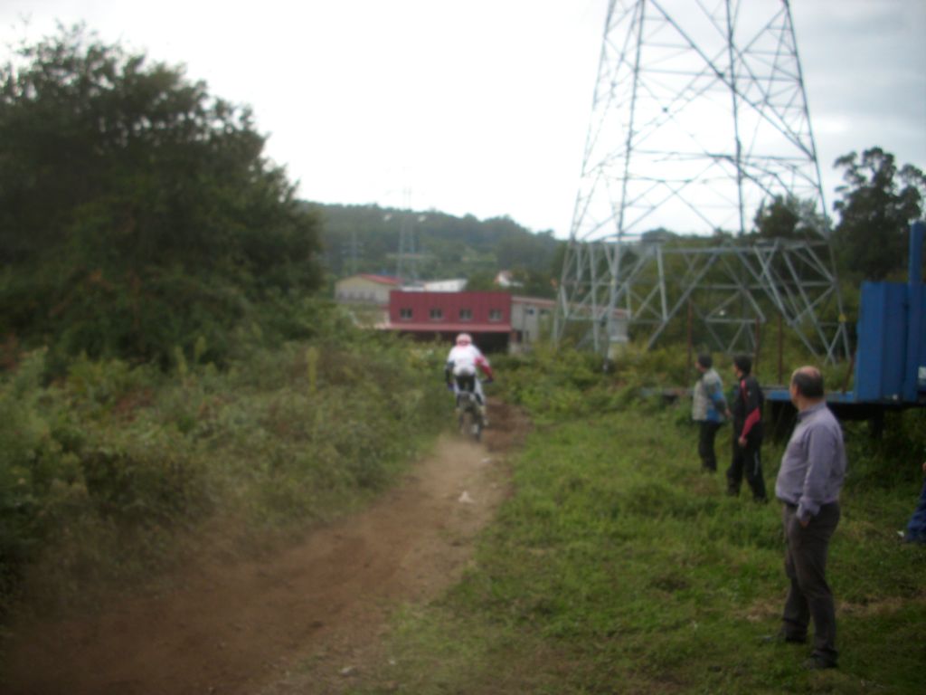 200km de ruta asfáltica y una crono de enduro……. Ru69