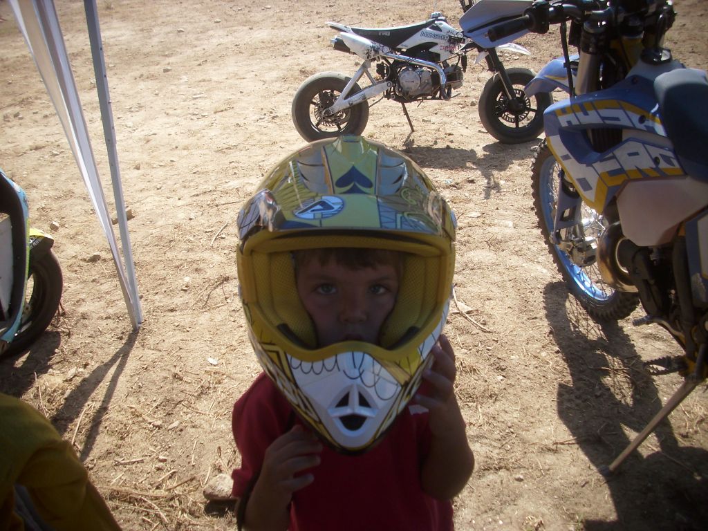 Visita a la Escuela de pilotos Lorenzo Competición Lo31