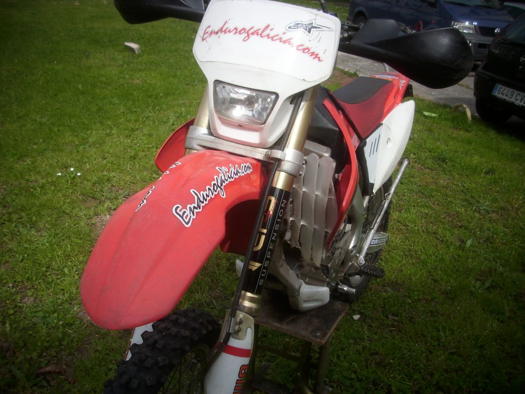 Se vende Honda Crf 250 X del 2006 2