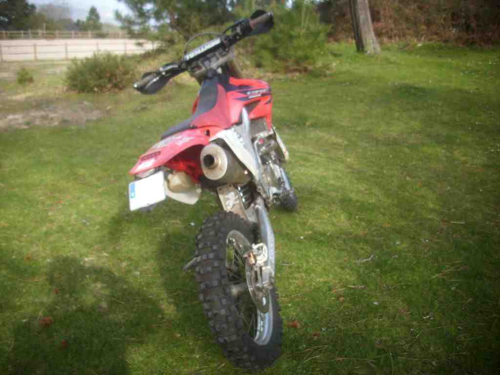 Se vende Honda Crf 250 X del 2006 22