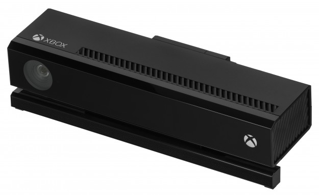 O Phil Spencer της Microsoft δηλώνει την πίστη του στο Kinect! Xbox-One-Kinect-625x382