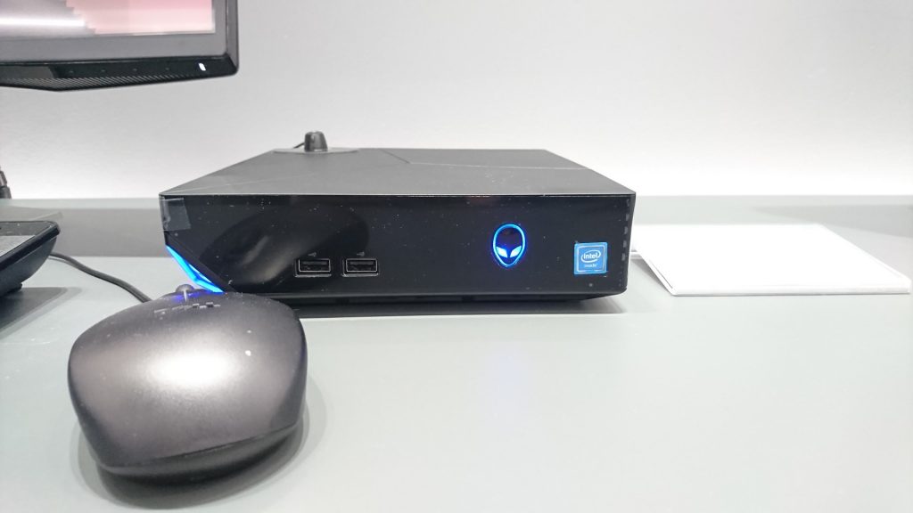 To πρώτο αποκλειστικό Dell (και Alienware) store άνοιξε στην χώρα μας ! Dell-Exclusive-Store-42-1024x576