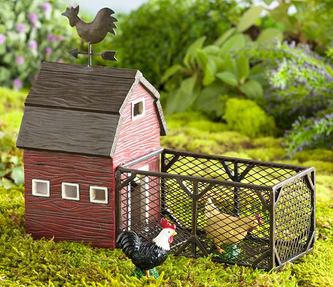 Miniature Fairy Gardening: Little Things, Big Fun Fairy-garden-chickens