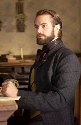 Deadwood (2004-2006) Garret-Dillahunt-as-Francis-Wolcott-in-Deadwood-Season-Two