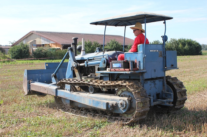 DEUTZ azienda motori e macchine Deutz_Raupe_4