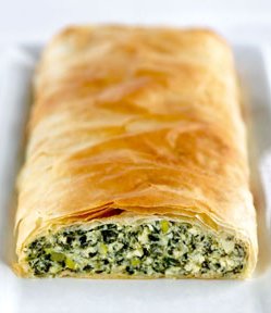 Spanakopita (byrek me spinaq dhe djath) Spanakopita