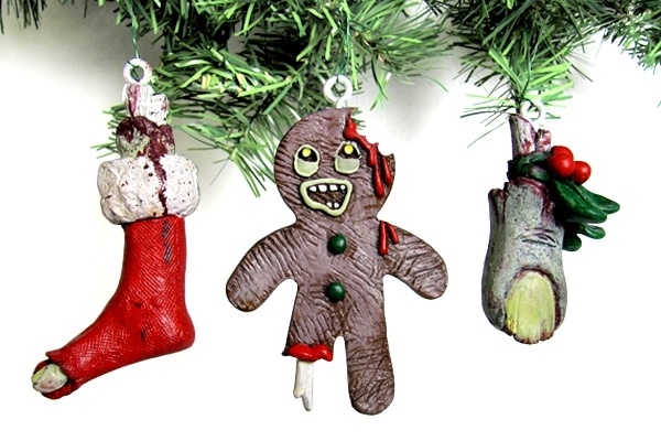 Décos pour la maison - Page 4 Zombie-Stocking-Christmas-Ornament1