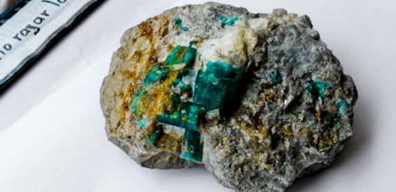 الزمرد الاسترالي Emerald