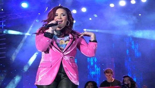 Foro gratis : Demi Lovato - Portal 177553-27_12_2012_00_25_42_2097881572