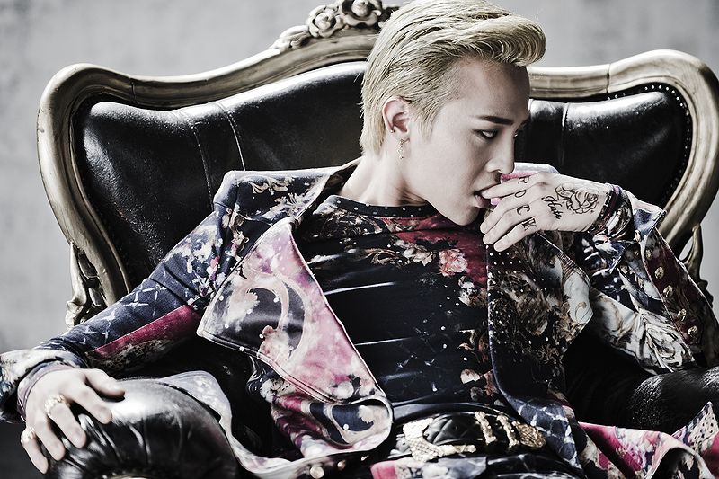 Big Bang - Big Bang 800px-G-Dragon_2012