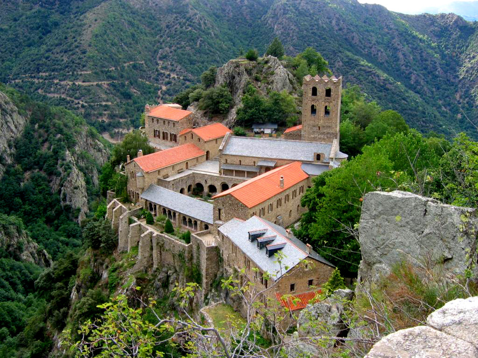 LANGUEDOC-ROUSSILLON Languedoc-roussillon_940x705