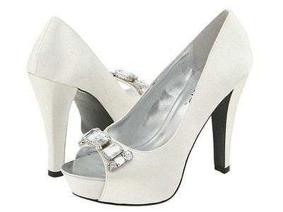 Skarmalai "Marmalai" - Page 2 Wedding-shoes1