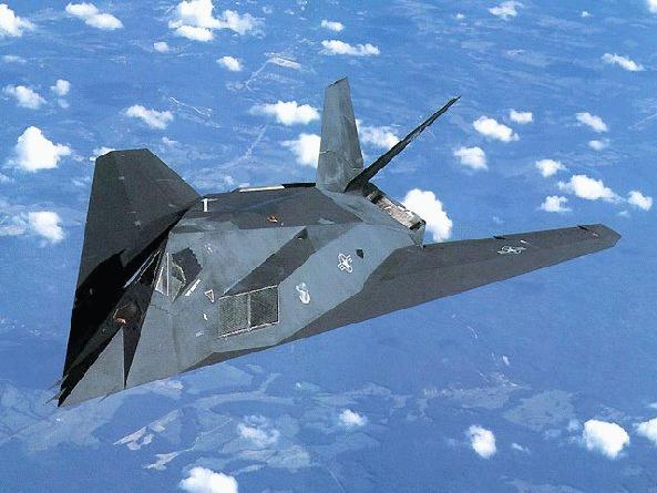 f117الشبح طائرتي المفضلة F-117-3