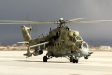 بعض صور Mi-24 Hind Mi-24-20000217-f-8825t-001-s