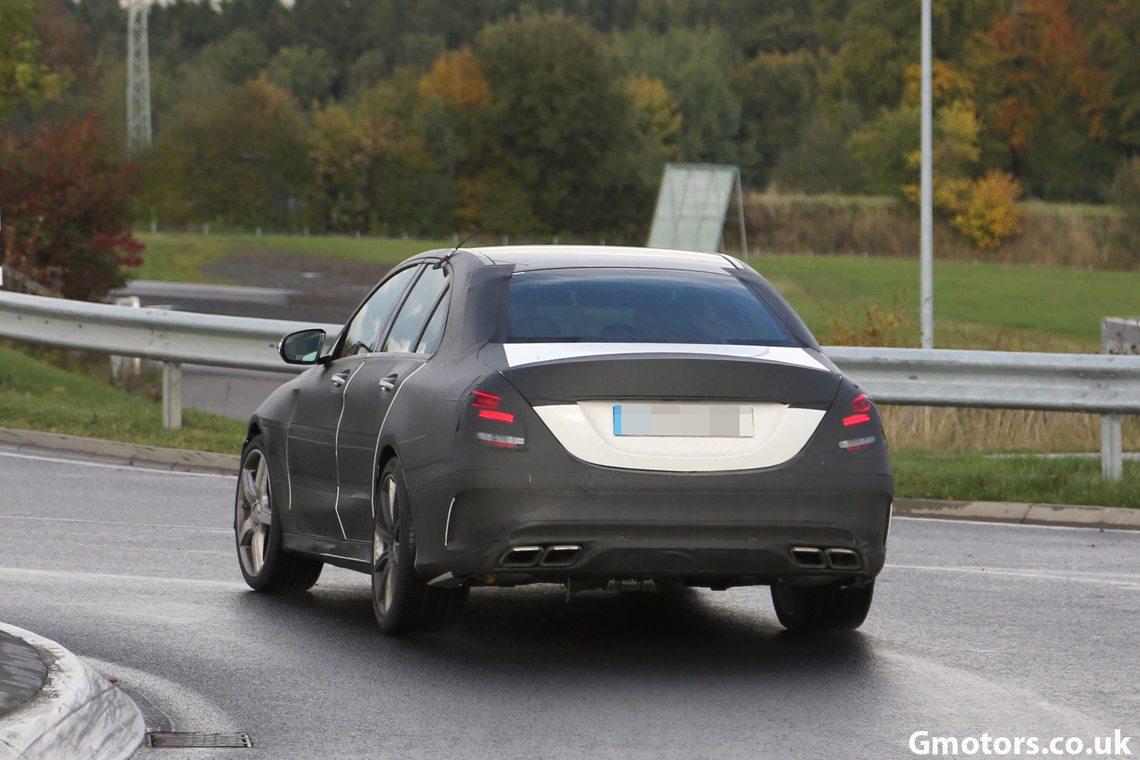 2014 - [Mercedes] Classe C [W205- S205] - Page 16 2015-Mercedes-C-63-AMG-saloon-2