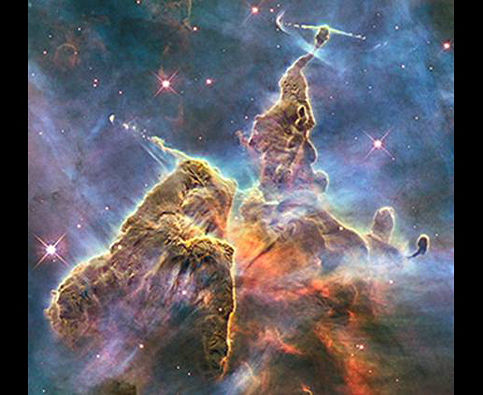 لنا اليوم بعض المقتطفات من الفضاء مع التوضيح : Hubble_carina_nebula-lg