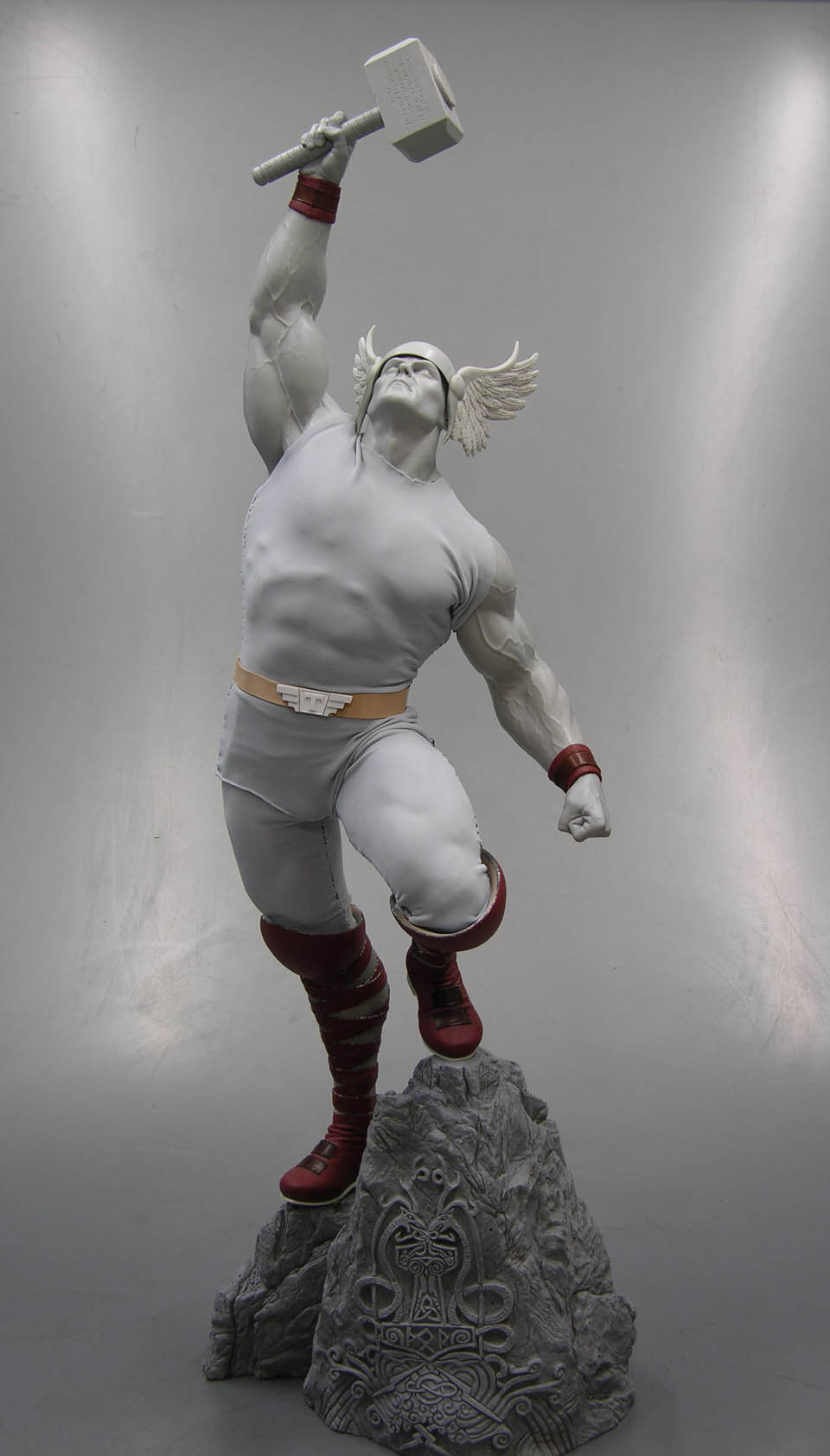 Sideshow: Thor Premium Format Thor-wips-15