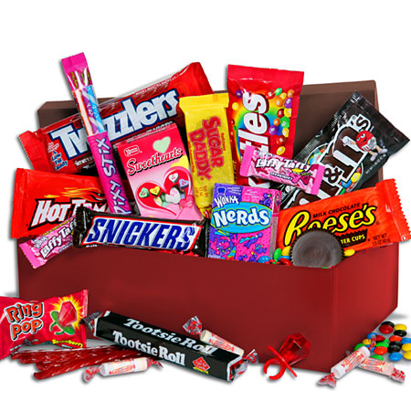 الي عامل ريجيم مايدخل.... Sweets-For-My-Sweetheart-Gift-Basket