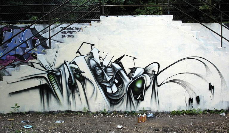 Bir birinden yeni graffitiler&Break Dance Sake_bis