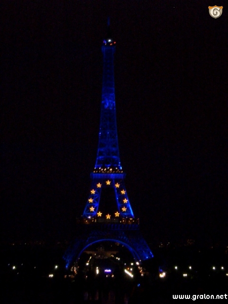 Lieux et monuments - Page 4 Photo-la-tour-eiffel-illuminee-138