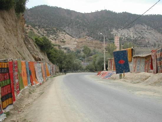 -)()(-        Divers-station-route-ourika-marrakech-