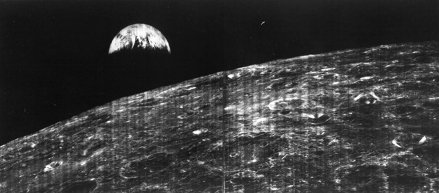 Formation de la Lune : seraient-ce les traces de la protoplanète Théia détectées dans des roches lunaires ? Terre-Lune-1966_thumb