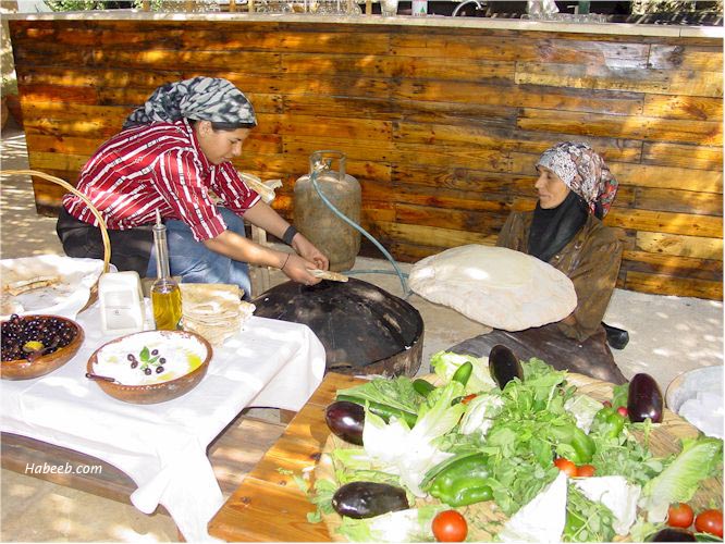        Lebanese.food.baking.bread