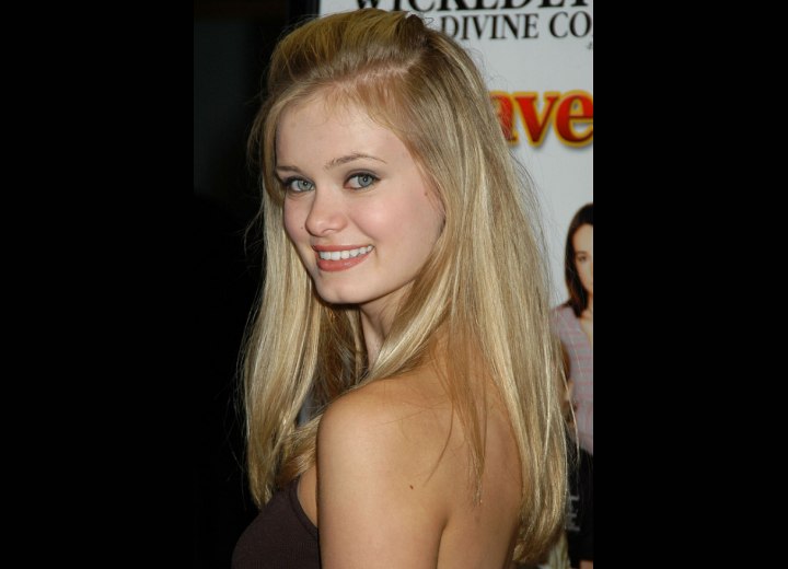 sara paxton Sara-paxton3b