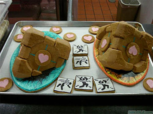 You laugh, You lose Portal-gingerbread