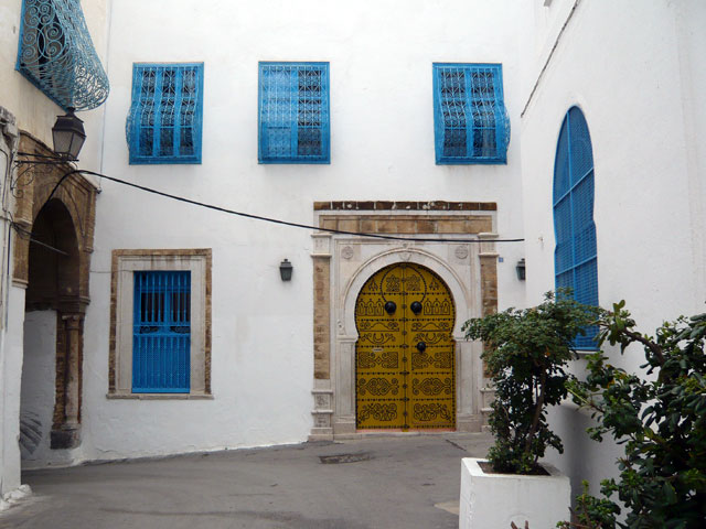 تونس الخضراء Tunis_restau_dareljeld_1