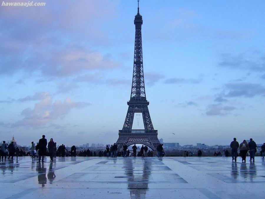 خلفيات معالم واثار Ancient_tour_eiffel