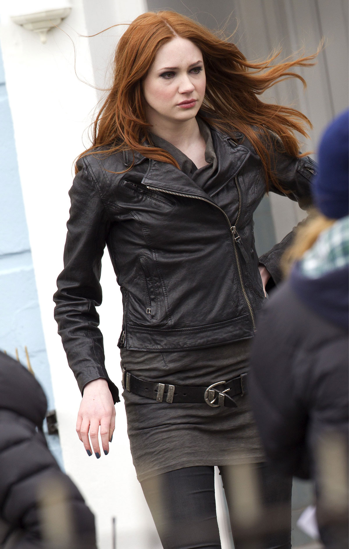 The EU vs The new canon KAREN-GILLAN-at-the-Set-of-Doctor-Who-in-Cardiff-4