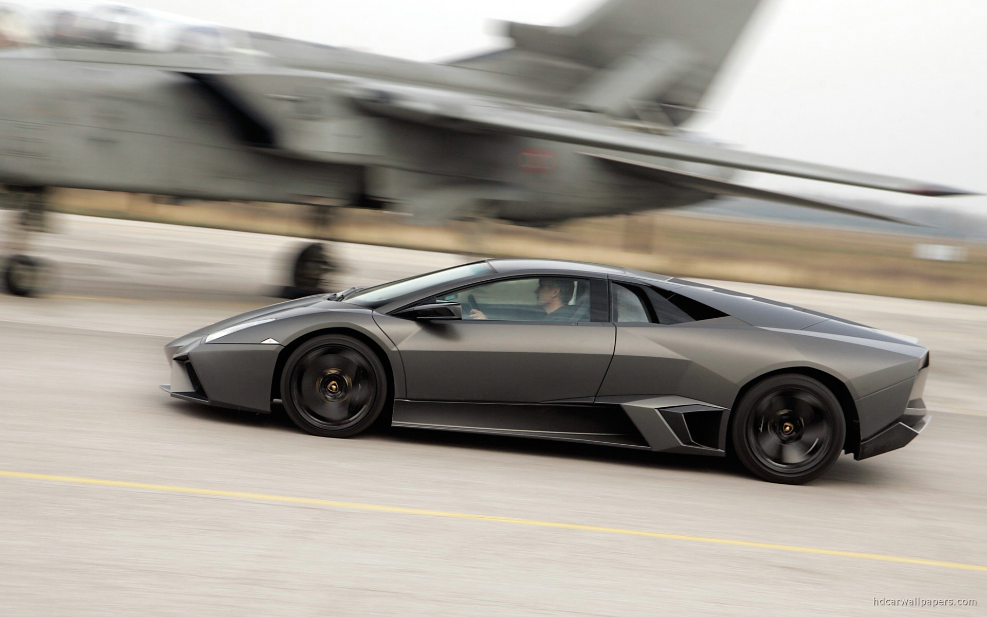 اجدد خلفيات سيارات2011-صور سيارات 2011-wallpaper cars 2011 Lamborghini_reventon_racing_jet-wide