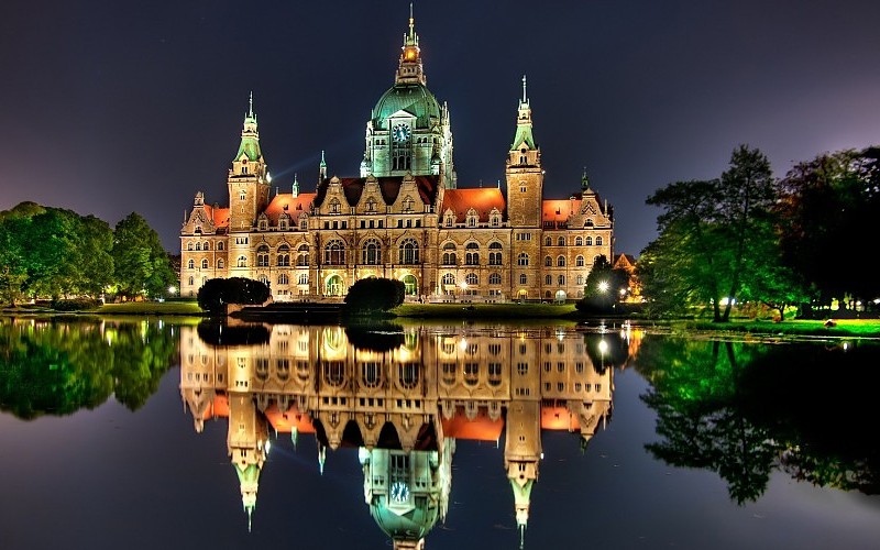 20 mejores países de Oriente Cityscapes-germany-towns-skyscrapers-city-hall-city-skyline-cities-hannover-pics-146769