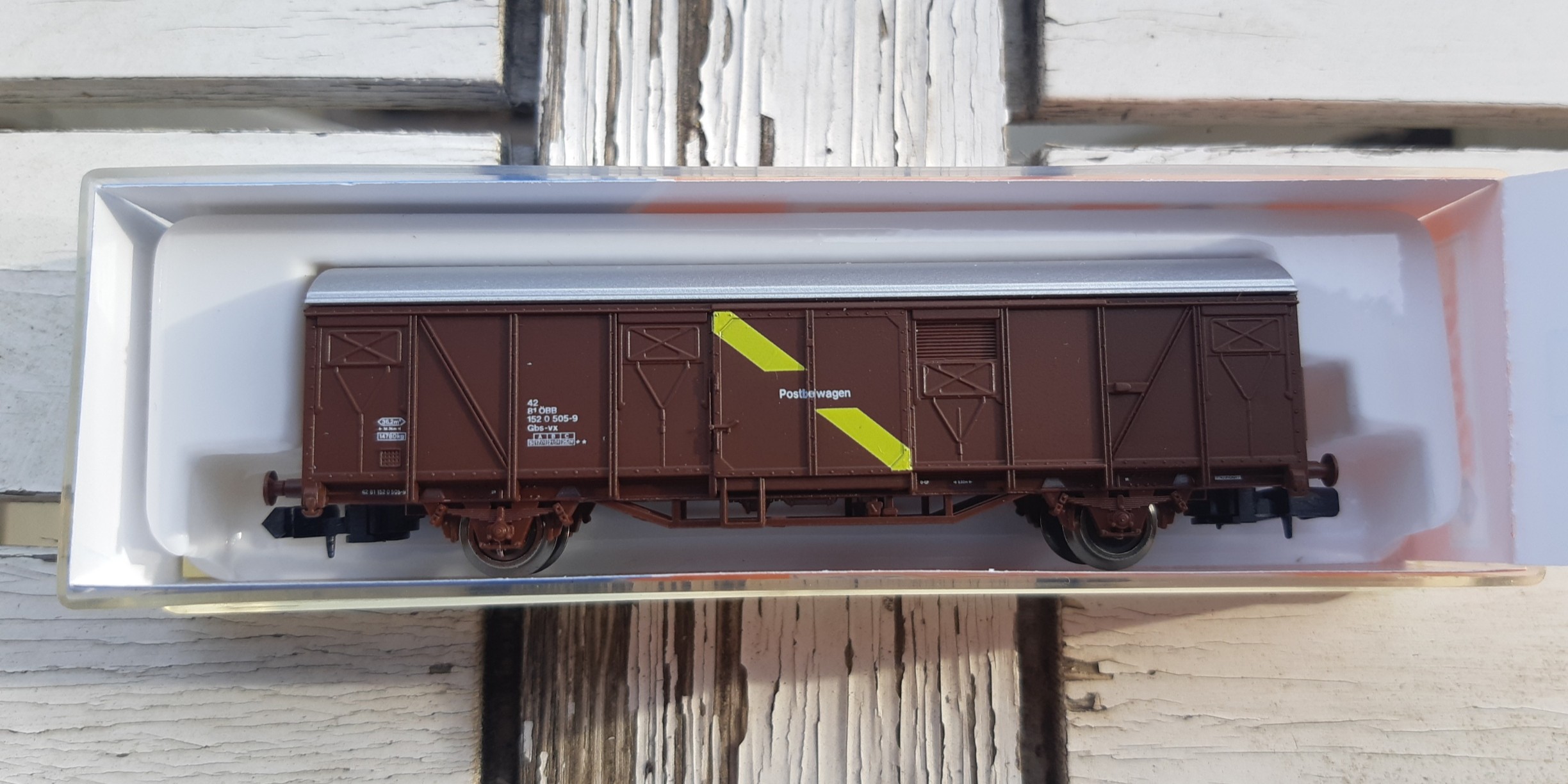N Roco 25420 ÖBB Postbeiwagen Gbs