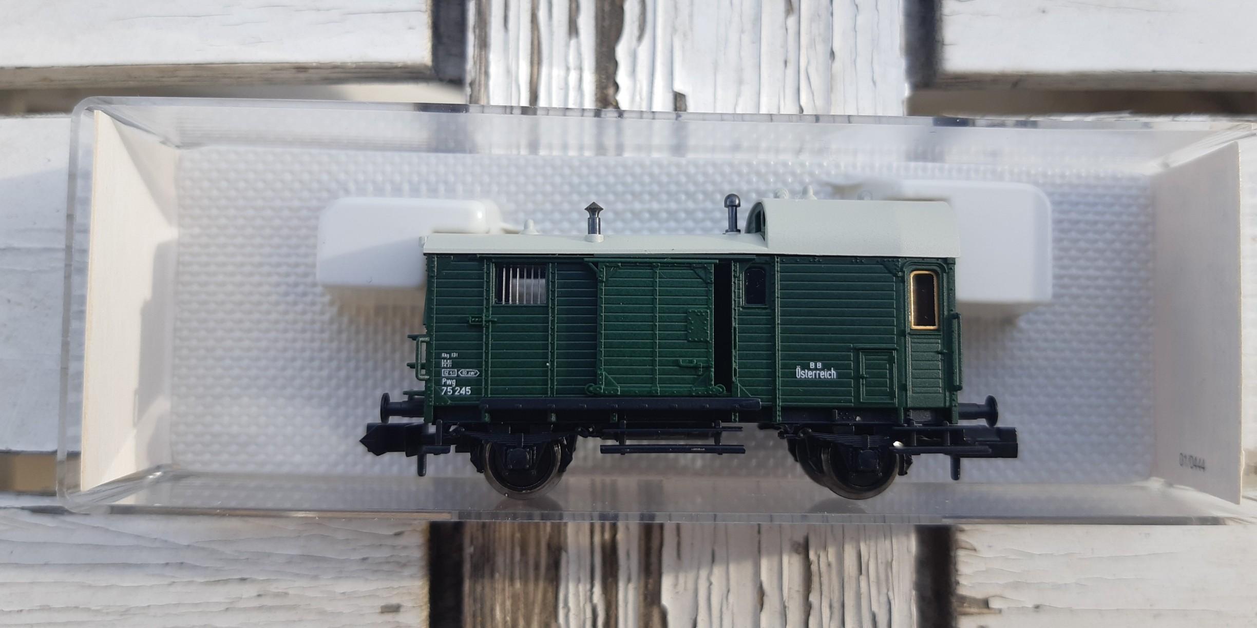 N Fleischmann 938302A BBÖ Begleitwagen Pwg