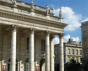  BORDEAUX: ( la plus belle ville du royaume ) Bordeaux_theatre