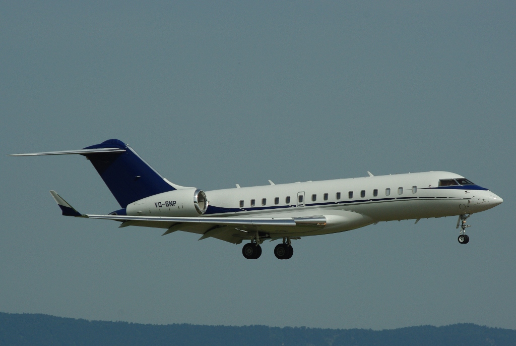 Spotting du 9 juillet 2010 : Special Gulfstream et Global 20