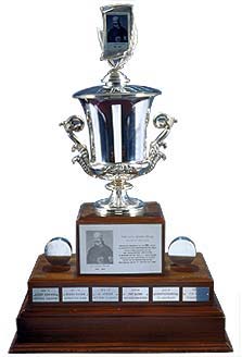Cérémonie des Trophées 1999-2000 Trophy_jackadamslg
