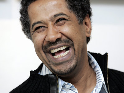 Cheb Khaled ma andi haja fnass  Cheb-khaled-22-1430-3608957