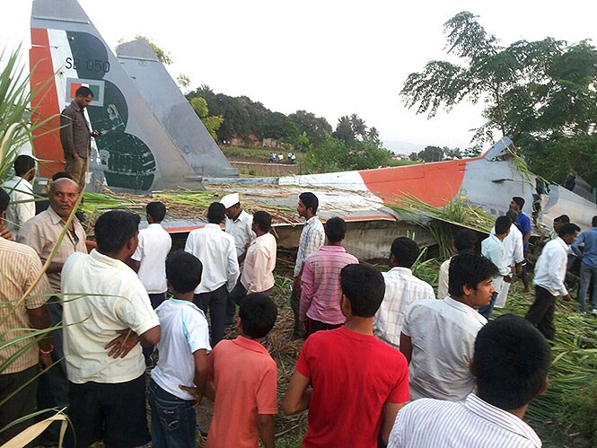 FUERZA AÉREA DE LA INDIA - Página 10 Sukhoi1