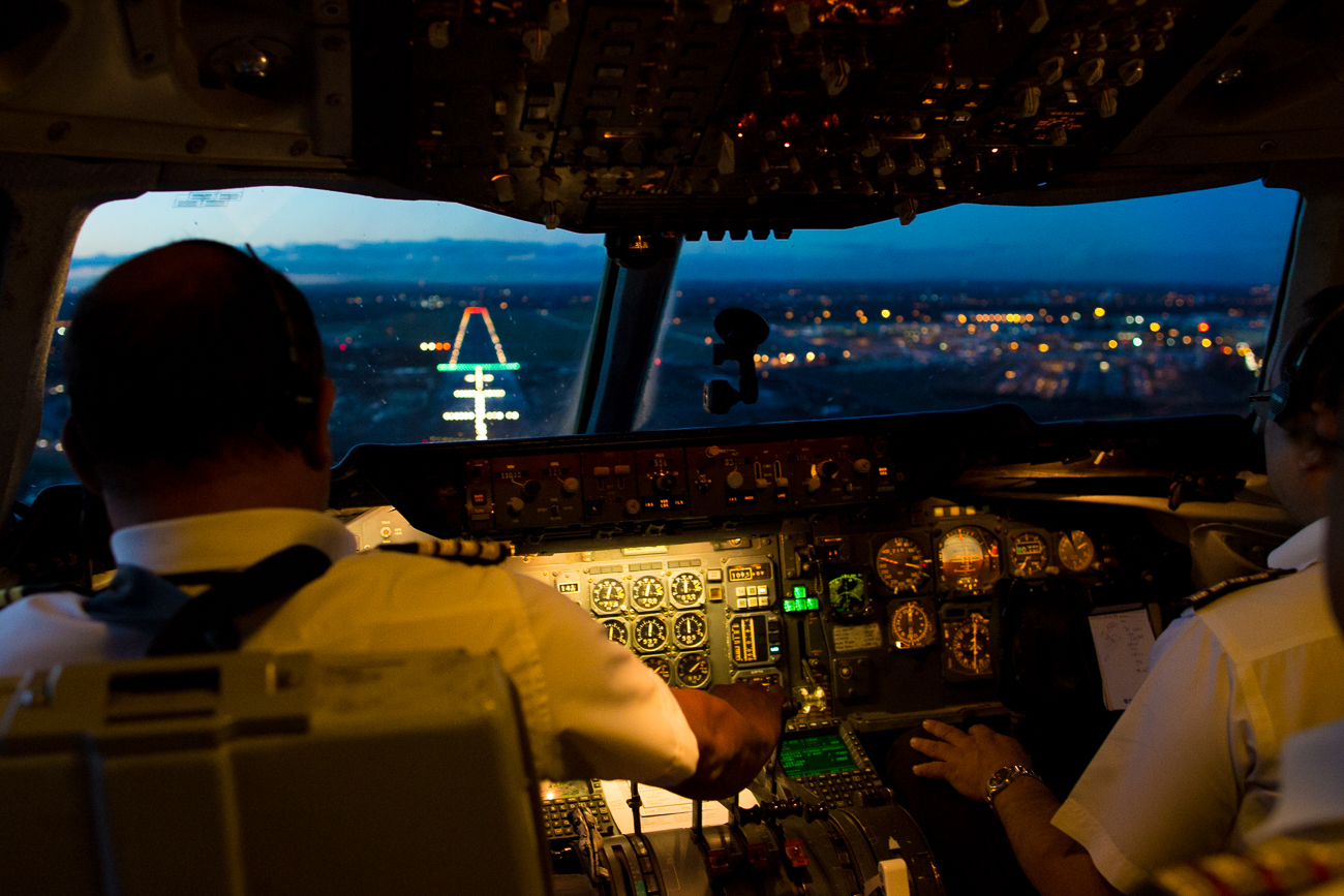 LA INSTRUCCIÓN DE VUELO HOY EN DIA. BACK TO BASICS Dc10-two