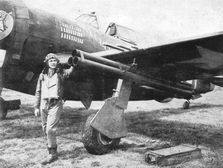 1943=> 1945 Baitaille europe ( FAFL, free french.... ), Méditéranée, Normandie Niemen. P-47D_rockets