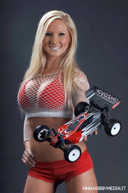 Auto RC-Girls - Page 5 Sexy-bikini-kyosho-4