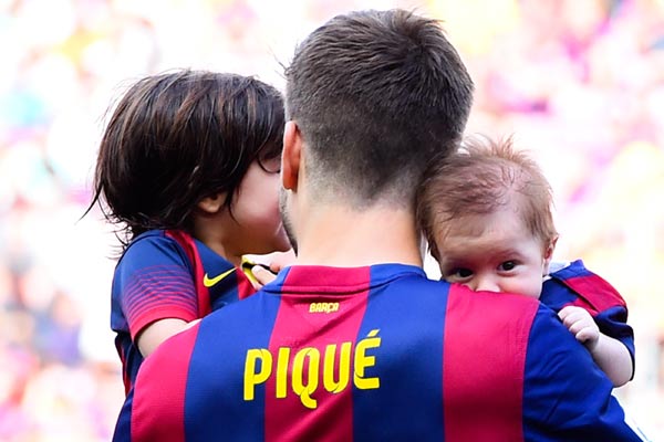 SHAKIRA Y PIQUE. - Página 11 Pique3--z