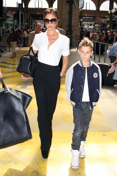 FOTOS DE LA BEBE DE VICTORIA BECKHAM - Página 3 Beckham1-a