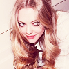 Lucy Weasley [ACCEPTEE] ~> Poufsouffle (5e année) Amanda_Seyfried_24_copy