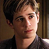 Liens avec un Evans ? Connor_paolo_in_gossip_girl_season_1_100