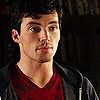 That´s my phone ringing (Chris phone) Ian_harding_in_pll_s_01_70