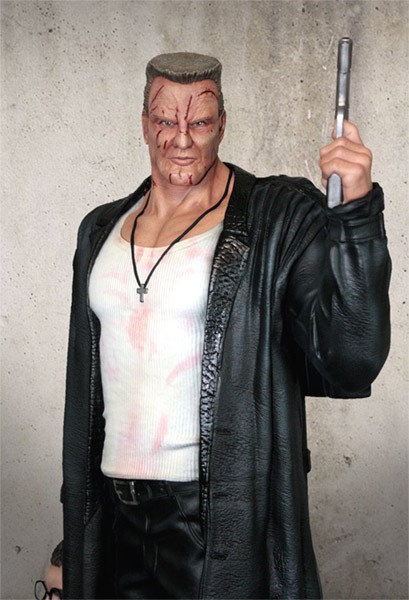 [Hollywood Collectibles] Sin City - Marv 1/4 Marv_26